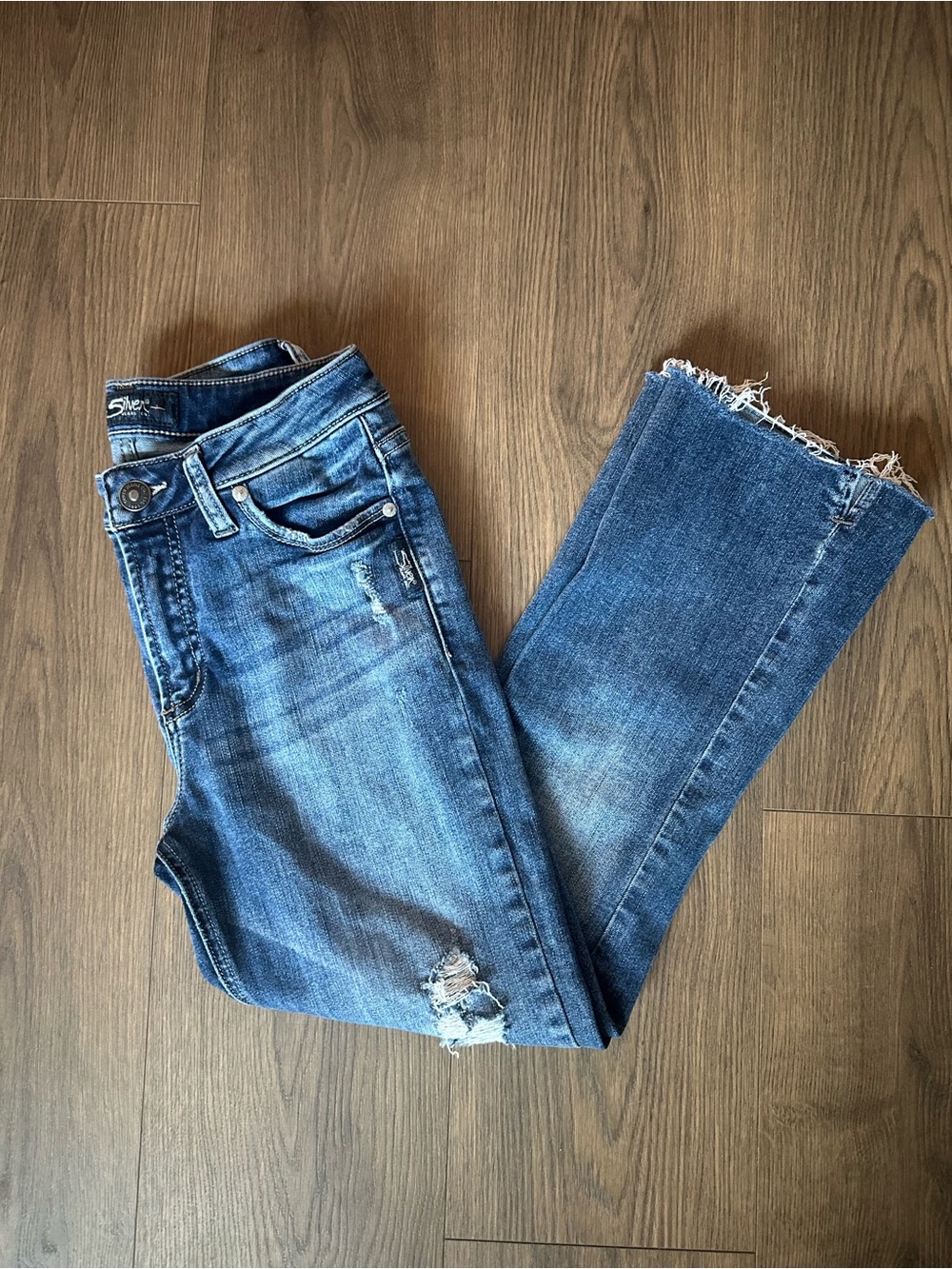 Silver Jeans Flare Crop Jeans with Frayed Hem